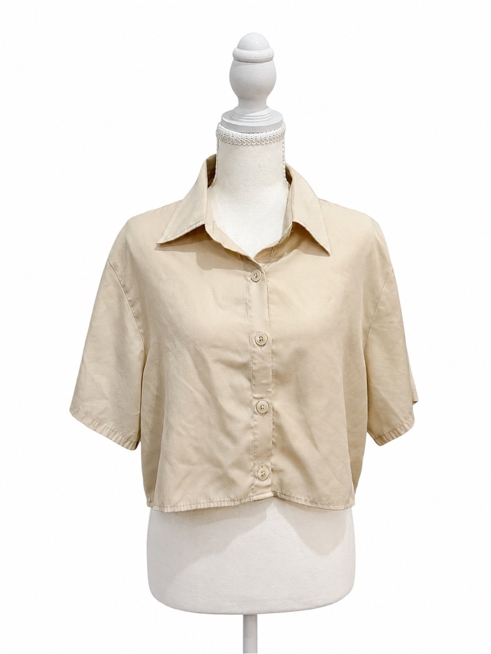 Copper Blue Cropped Button Front Short Sleeve Shirt Small Neutral Beige